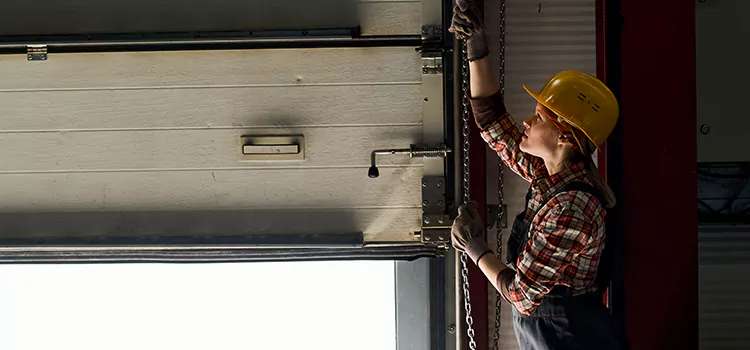 Addressing Common Garage Door Stoppage Issues in Burien, WA