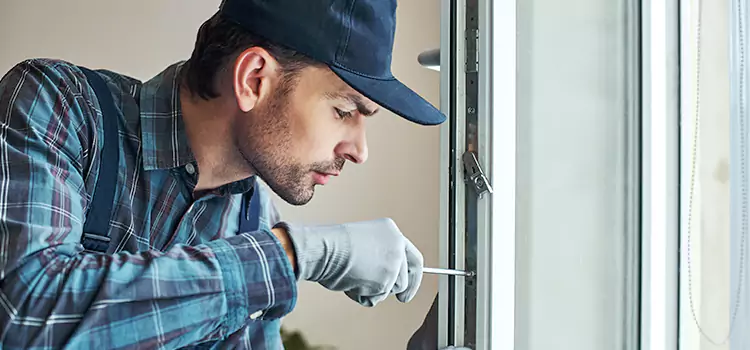 Emergency Response for Latch Issues Burien